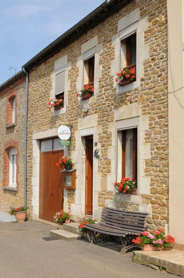 D'hotes L'hirondelle Bed & Breakfast Girondelle